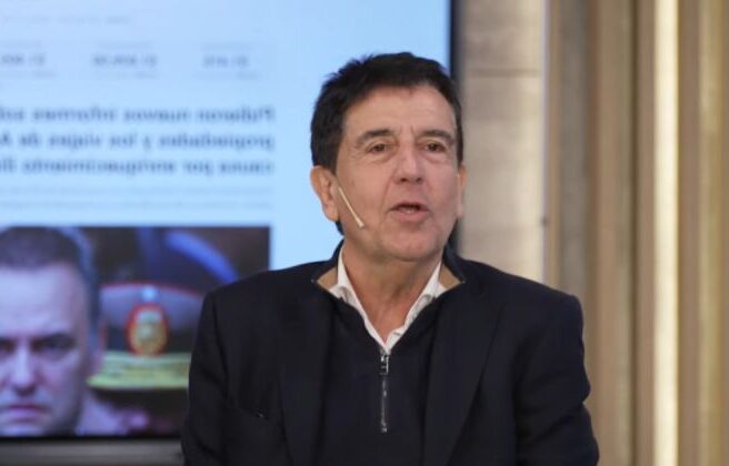“La mitad del país está hundida”: la dura crítica de Melconian al modelo de Milei El economista Carlos Melconian analizando la crisis económica y el modelo de Javier Milei.